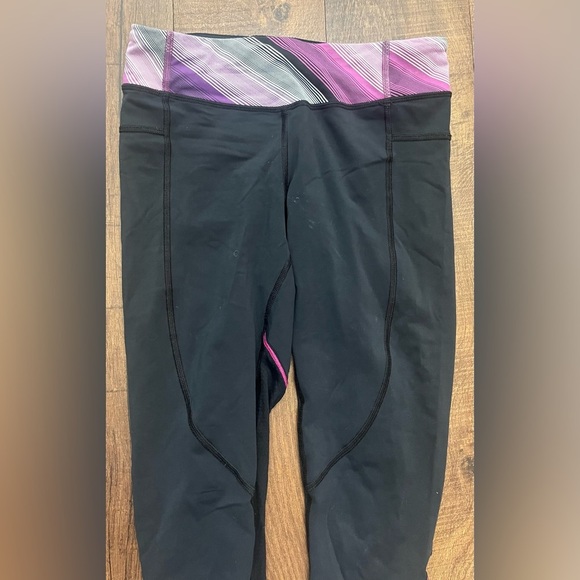 Lululemon Run Inspire Black Multi Stripe Mesh crop Legging Women activewear Sz 4 - Picture 2 of 7